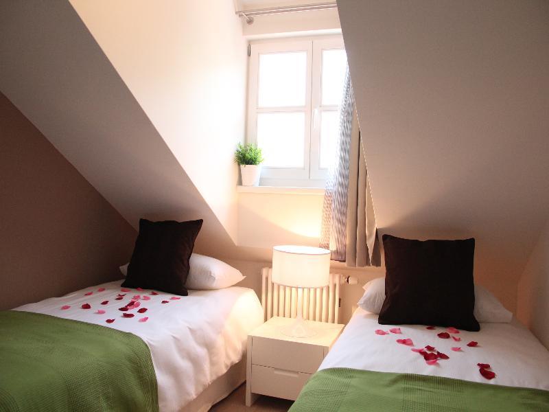 Central Prague Apartments Bagian luar foto