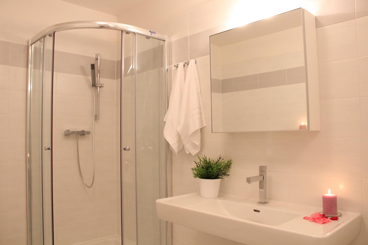 Central Prague Apartments Bagian luar foto