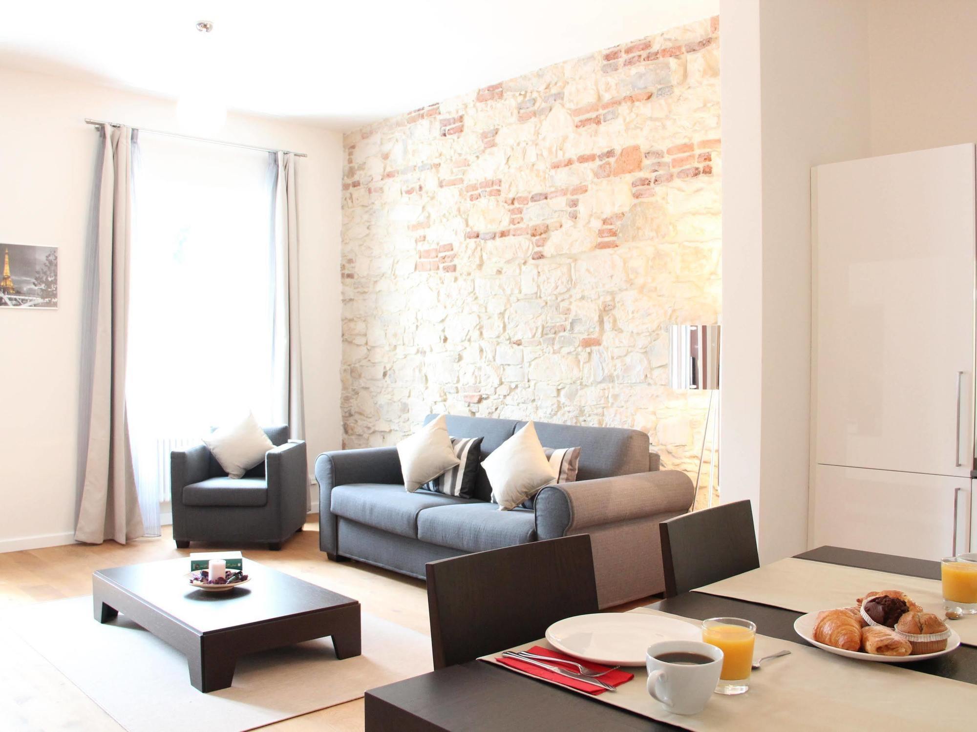 Central Prague Apartments Bagian luar foto