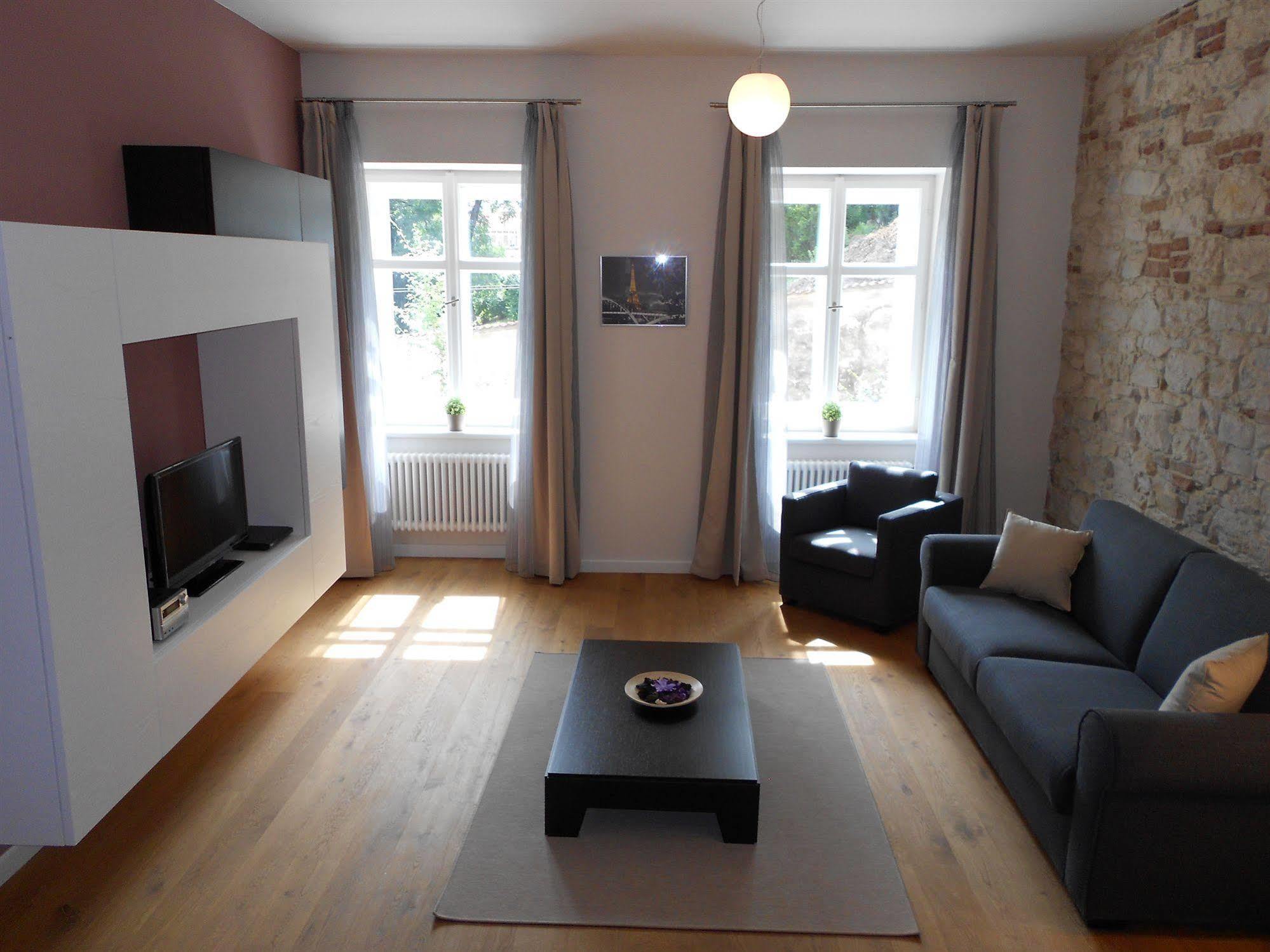 Central Prague Apartments Bagian luar foto